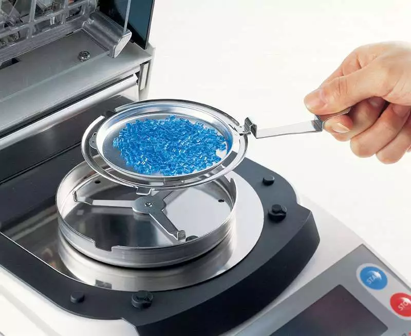 Feuchtebestimmer im Labor